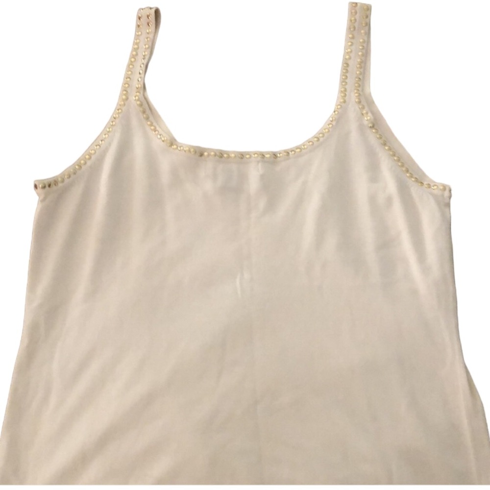 Micheal Kors XL Ivory knit top sleeveless top
Gold Studded super soft